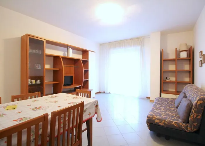 Luna Λινιάνο Σαμπιαντόρο